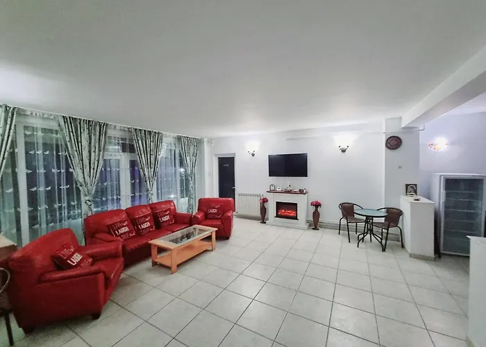 Πανσιόν Vila Lacramioara