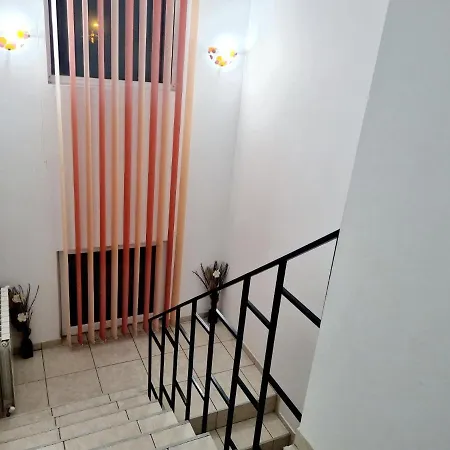 Vila Lacramioara エフォリエ・ノルド