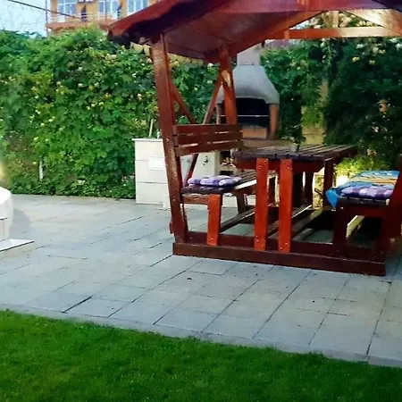 ゲストハウス Vila Lacramioara 3*